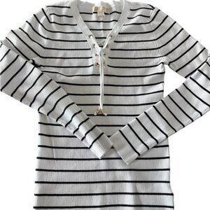 Michael kors stripe long sleeve size small gold accent